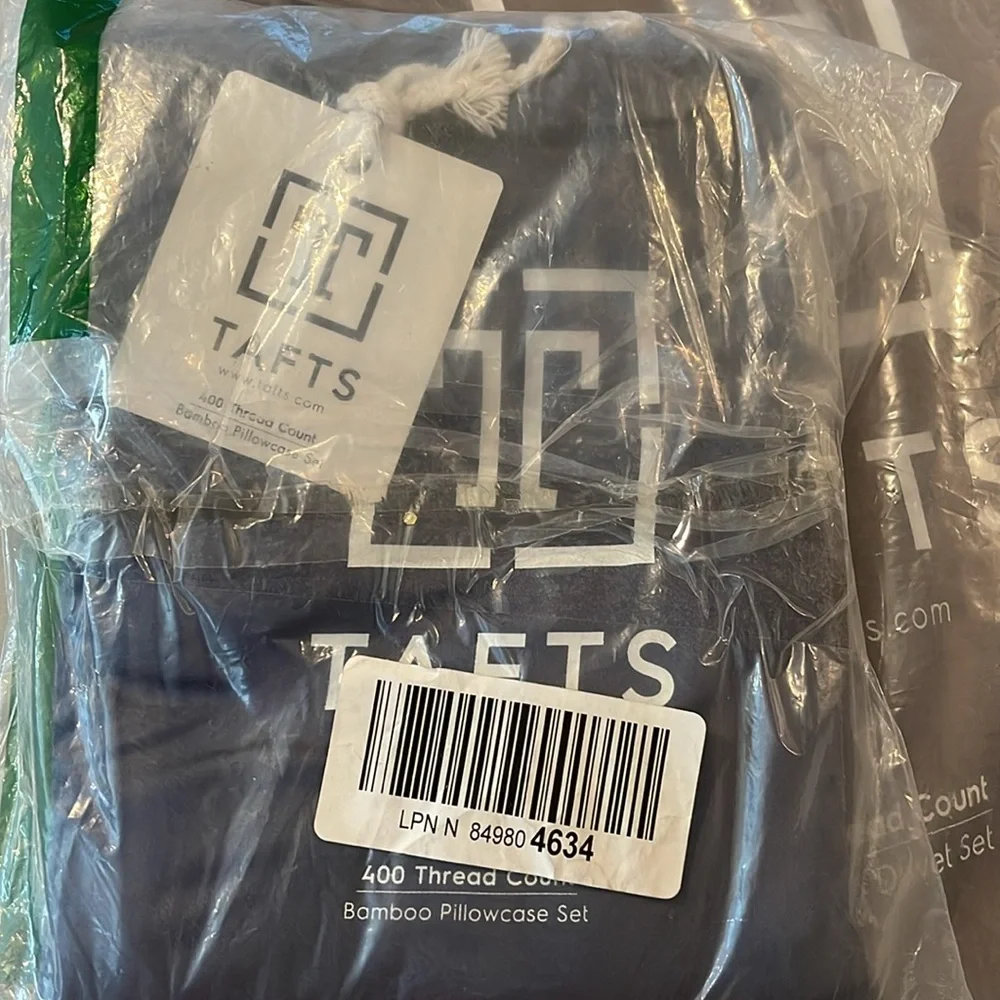 Tafts Bamboo Luxury Slate Blue King Pillowcase Set (Two). NWT